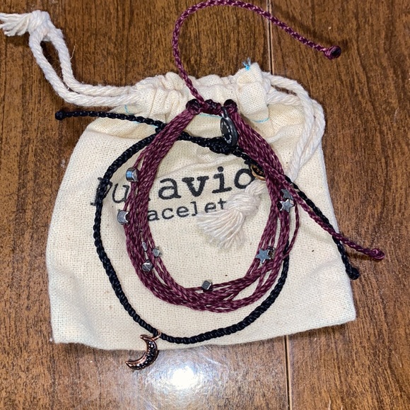 2 pura vida bracelets - Picture 2 of 4